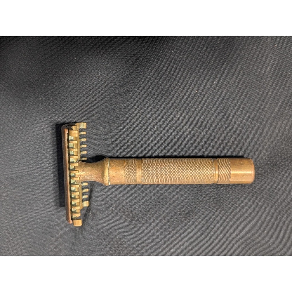 VTG 1930s Gillette "NEW" Open Comb Brass Safety‎ Razor 3 Piece Shaving Tool